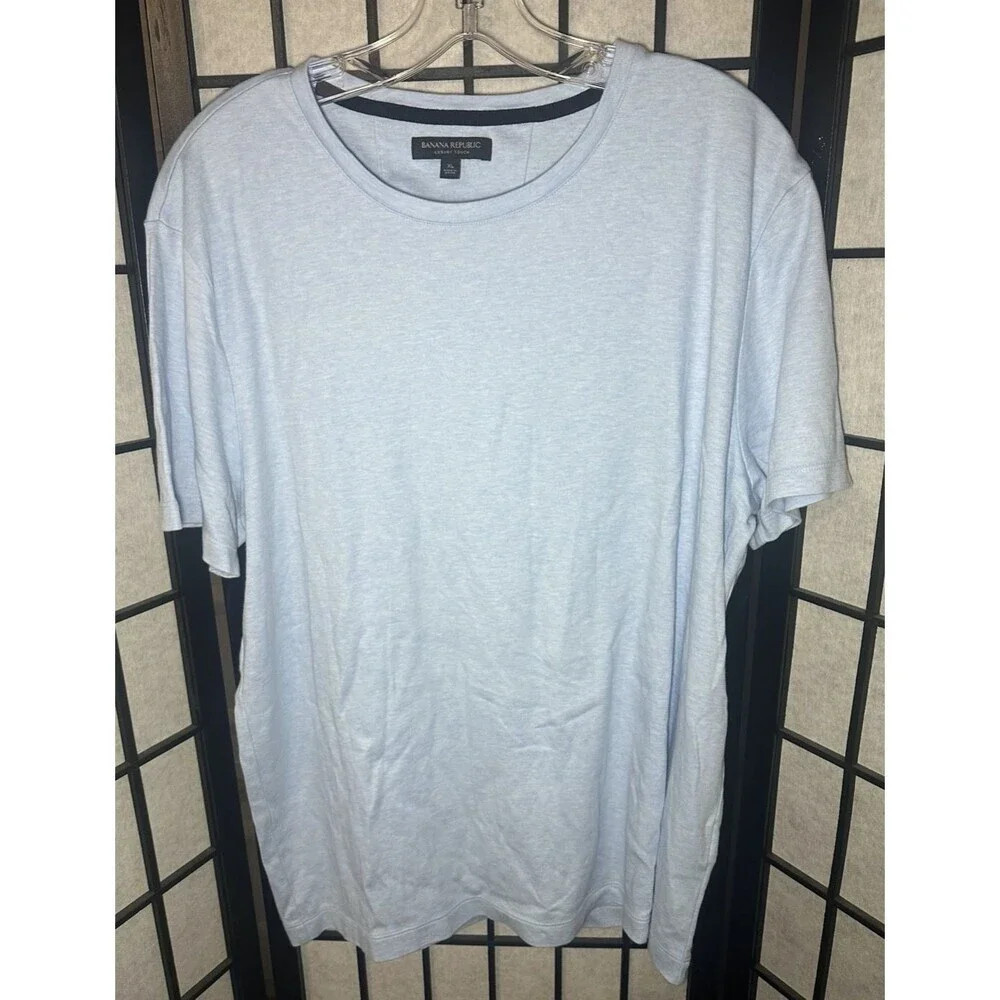 Banana Republic Men’s Luxury Touch‎ Performance Tee Blue, Size XL